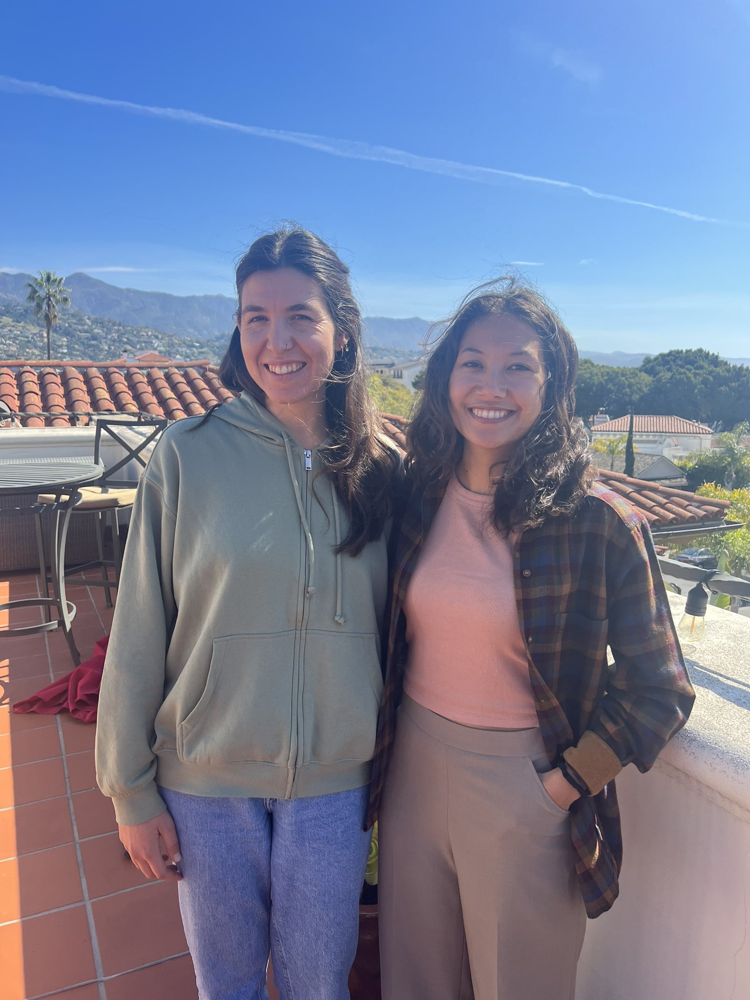 Camila Vargas-Poulsen and Halina Do-Linh standing together on the NCEAS Terrace