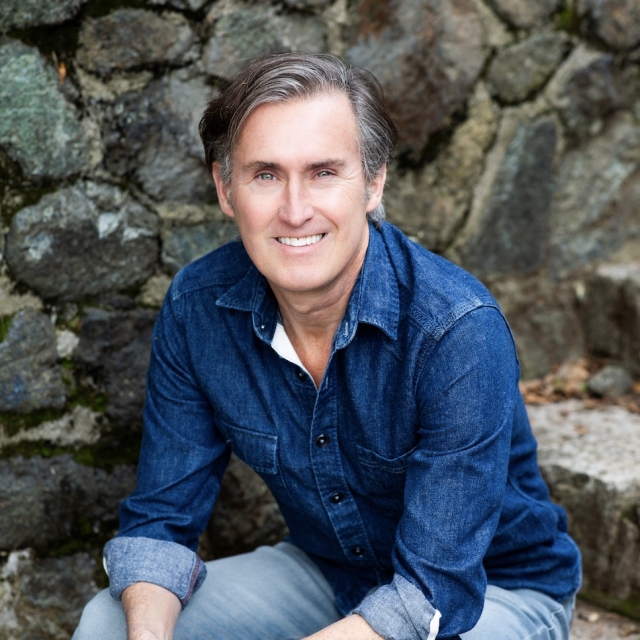 Mike Sweeney headshot